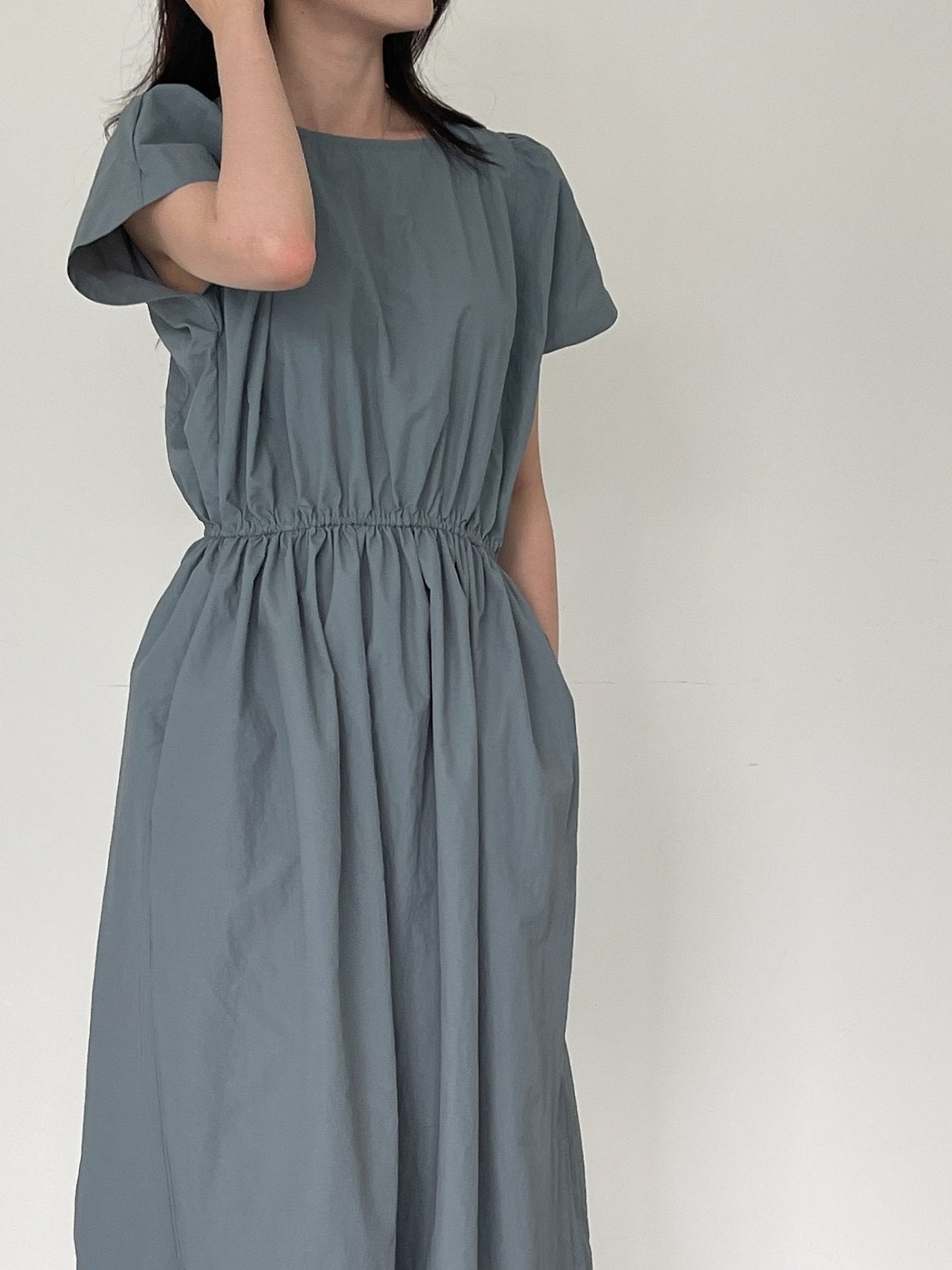 Nylon Puff sleeves dress