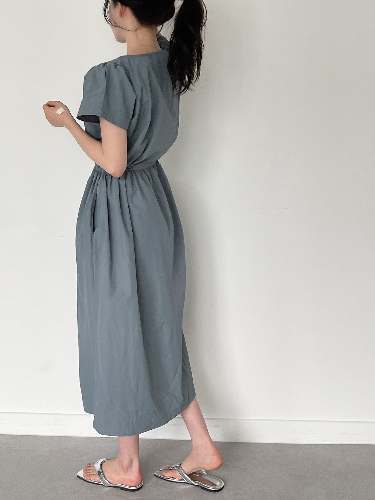 Nylon Puff sleeves dress