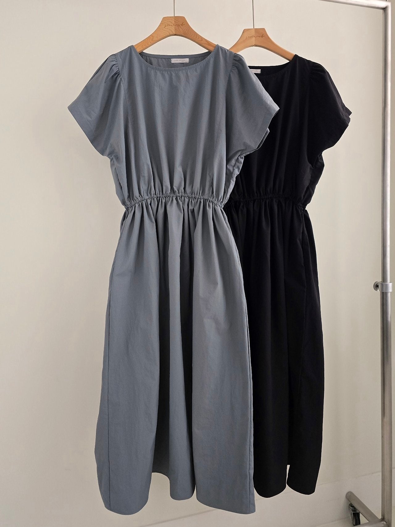Nylon Puff sleeves dress