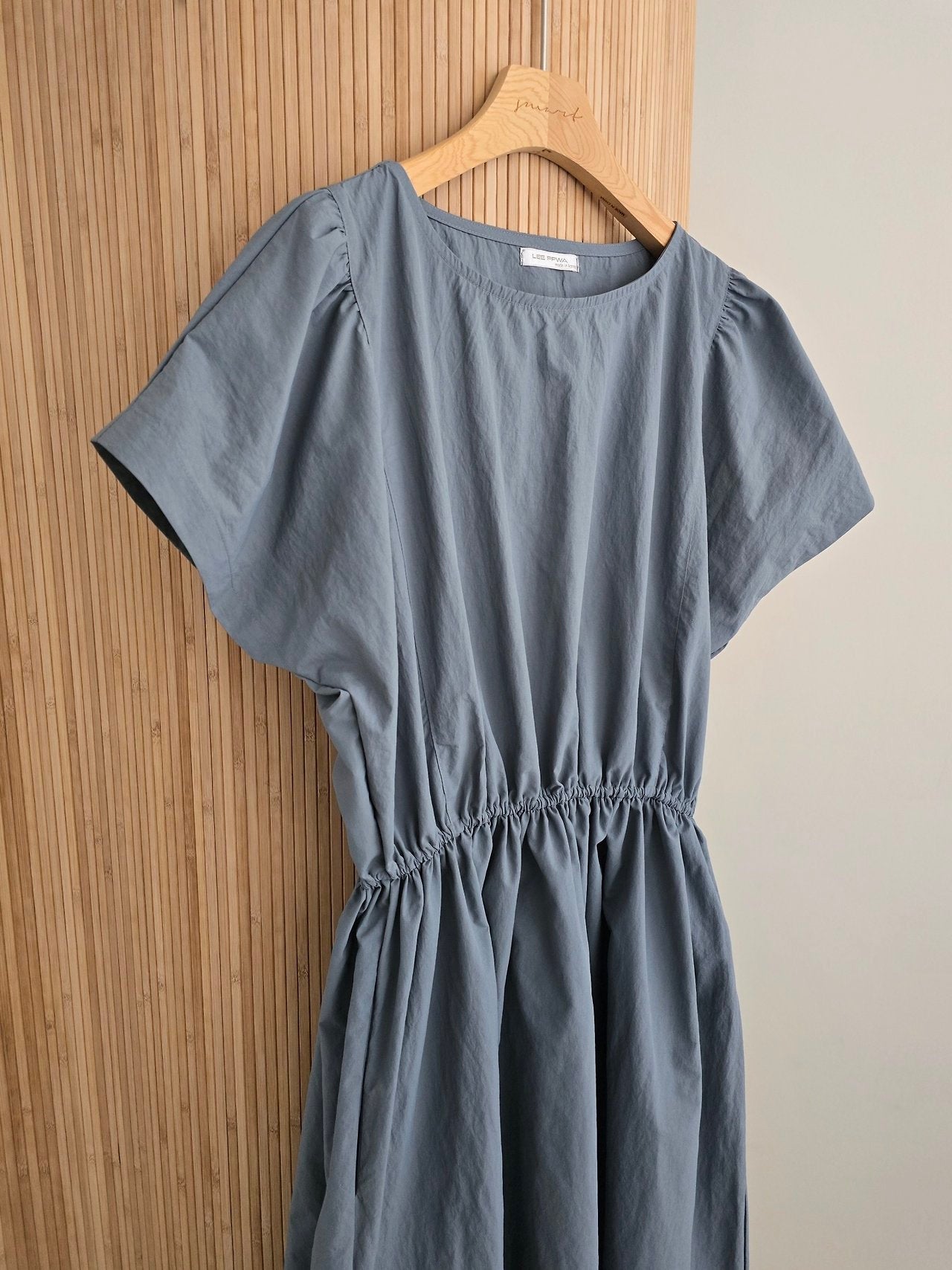 Nylon Puff sleeves dress
